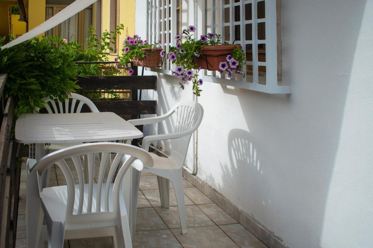 Casa Vacanze "Villa Severina" Iun R6166 R6692 카르보니아 외부 사진