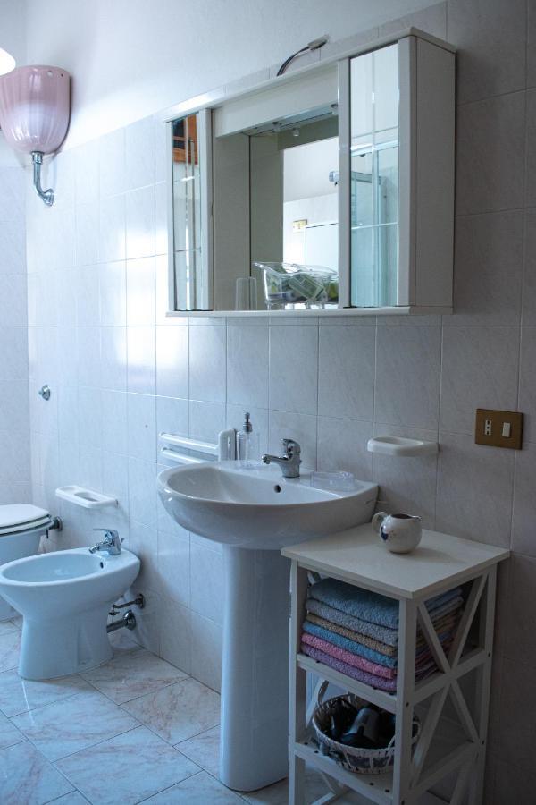 Casa Vacanze "Villa Severina" Iun R6166 R6692 카르보니아 외부 사진